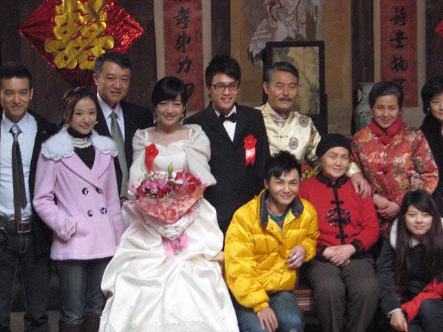 租个女友回家过年 欢乐大家庭是福是祸?