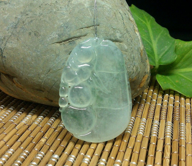 冰种翡翠行情_冰种翡翠价格_冰种翡翠鉴别-家